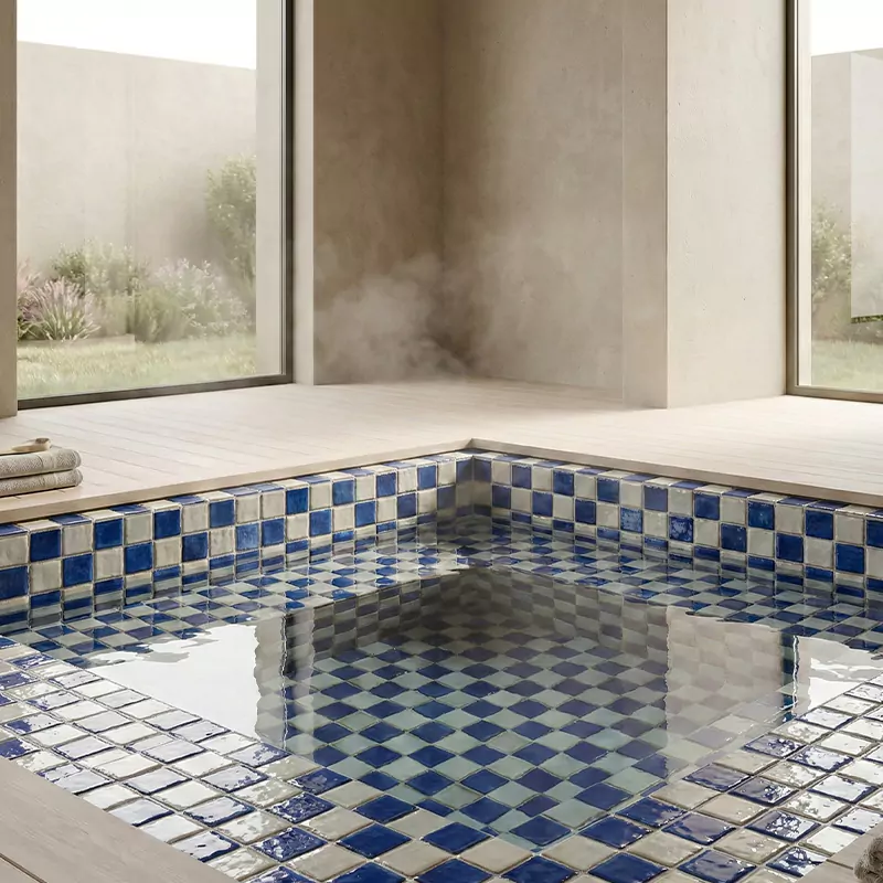 کاشی استخری ایلدیز برند میراک طرح شطرنجی سفید آبی تیره سایز 2/5*2/5