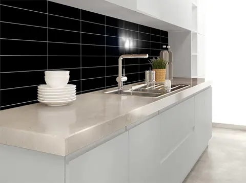 سرامیک ایفا سرام برند میلان طرح بریک مونوکالر مشکی کد 85 کریستال پولیش سایز 30*8