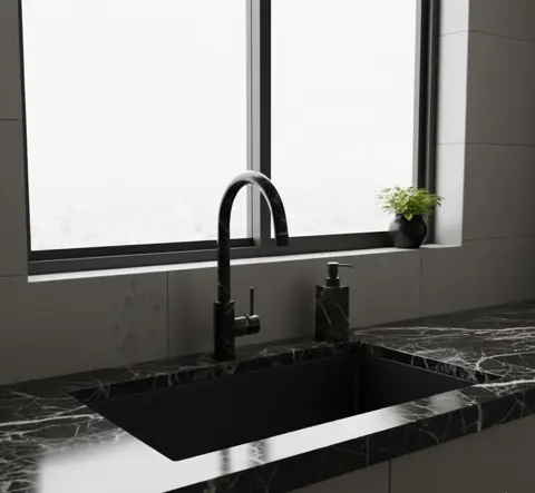 پرسلان الوند طرح مارکوینا مشکی پولیش سایز 120*60