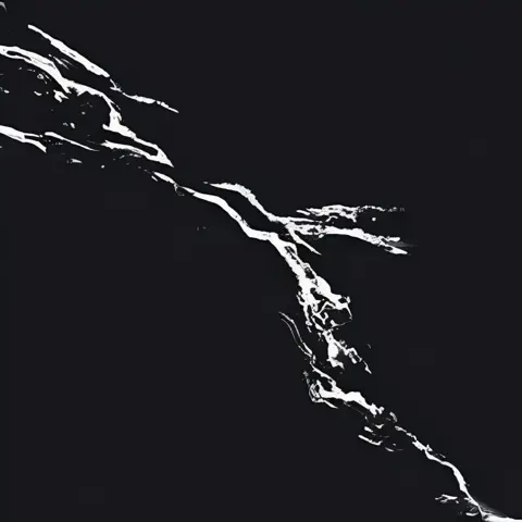 پرسلان الوند طرح پیرلا مشکی مات سایز 30*30